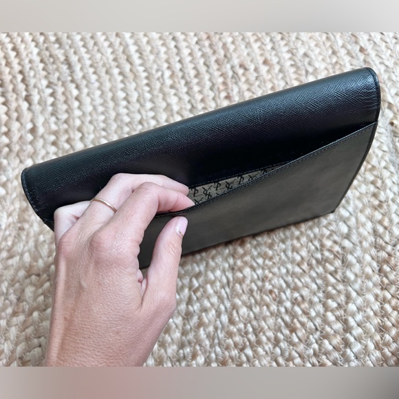 Vintage Yves Saint Laurent Clutch Black Saffiano Leather - Picture 14 of 16